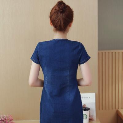 ĐẦM JEAN SUÔNG CỔ V ĐÍNH NÚT - NJ209